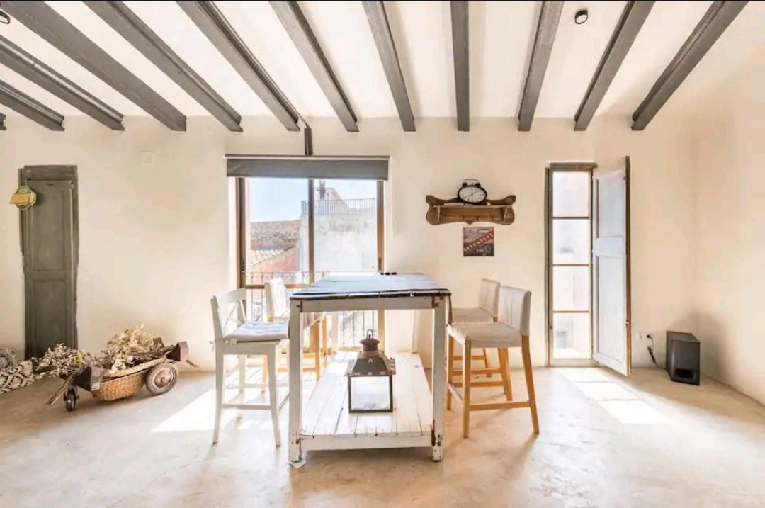 Villa Tu Refugio Montbrió del Camp Esterno foto